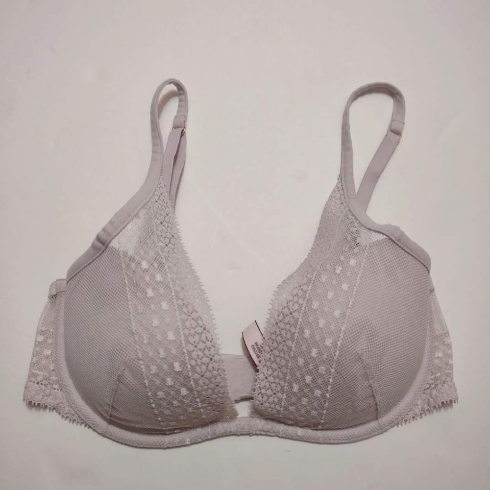 Victoria's Secret Lilac Purple Lace Plunge Bra 32D